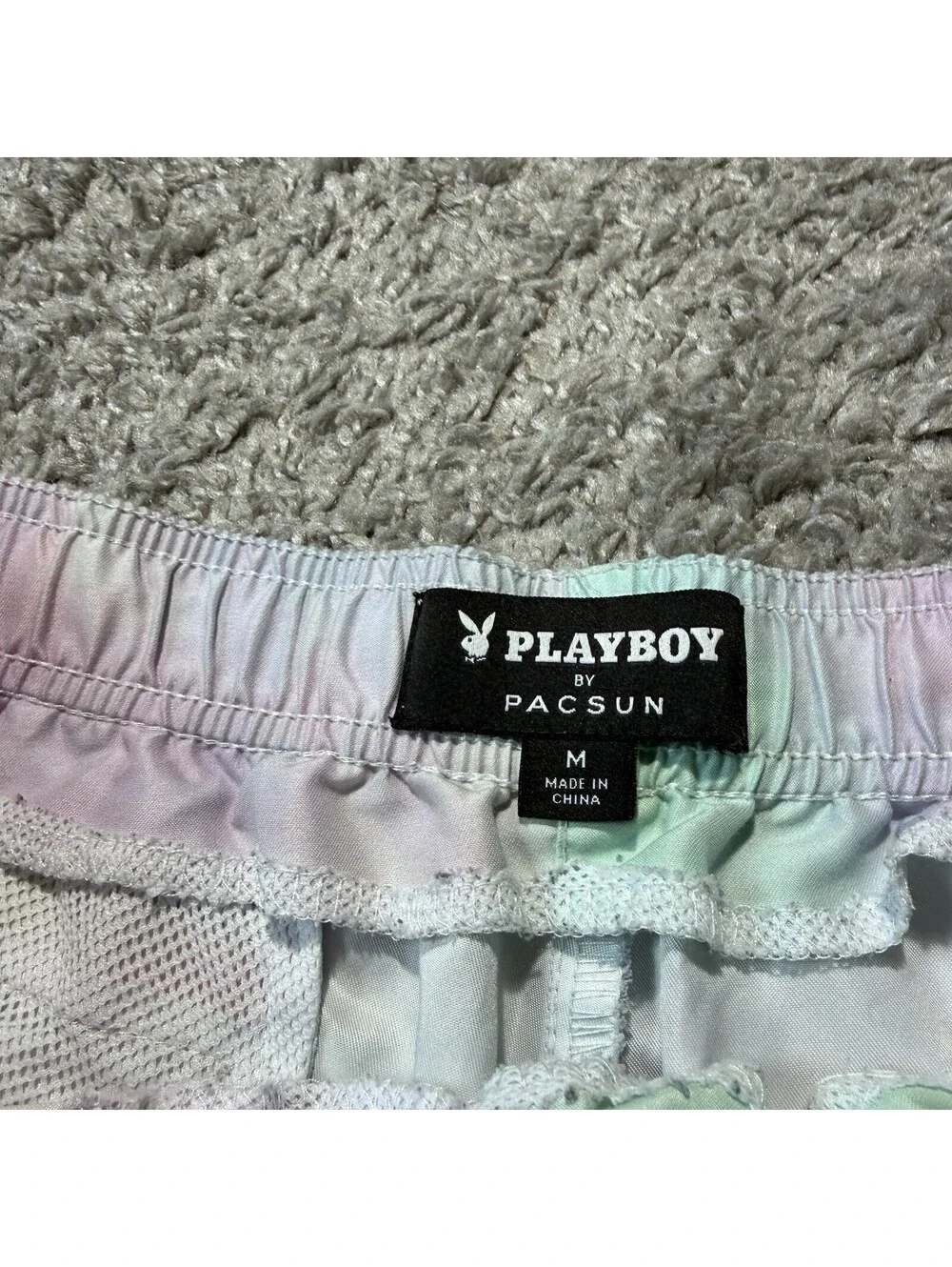 Playboy by Pacsun Swim Shorts Men’s Medium Rainbow Tie Dye Drawstring Logo